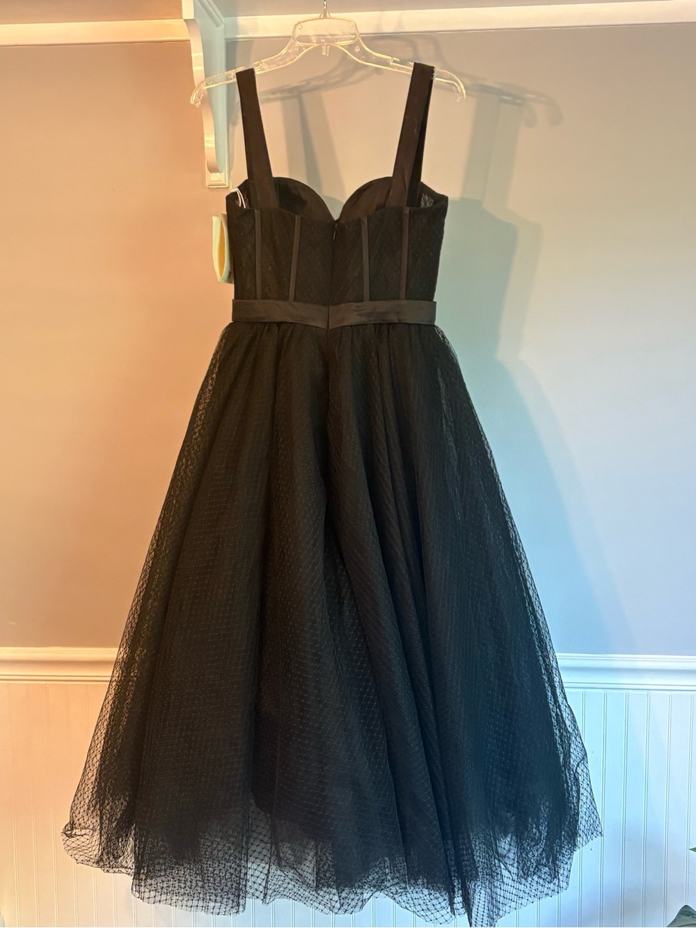 Classic Black Tulle Prom Dress with Sweetheart Bodice